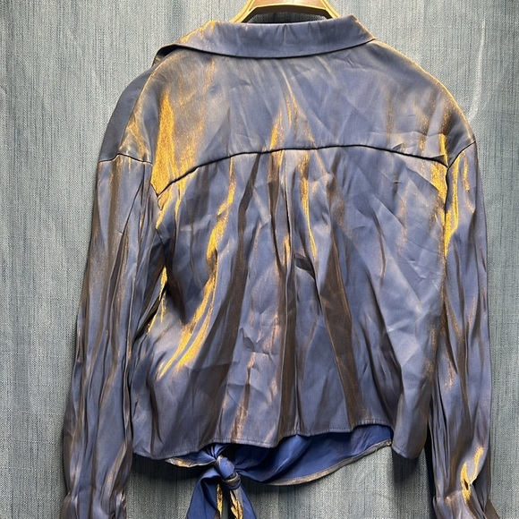 Milk & Honey blouse Size large NWT - Picture 7 of 7